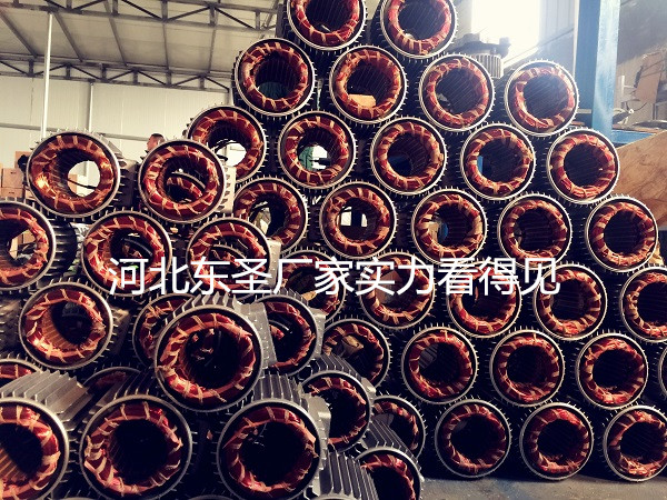 小型沙灰攪拌機(jī)鋪設(shè)瓷磚使用現(xiàn)場圖片--河北東圣吊索具制造有限公司--小型攪拌機(jī)|石材夾具|手動叉車|液壓堆高車