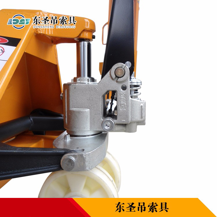 托盤搬運車無法升降什么原因?--河北東圣吊索具制造有限公司 托盤搬運車無法升降什么原因?--河北東圣吊索具制造有限公司